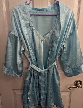 Vintage 1980s Partners By Mervyns Nightie And Robe Set